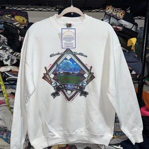 Vintage NWT Yankee Stadium Crewneck Size Large